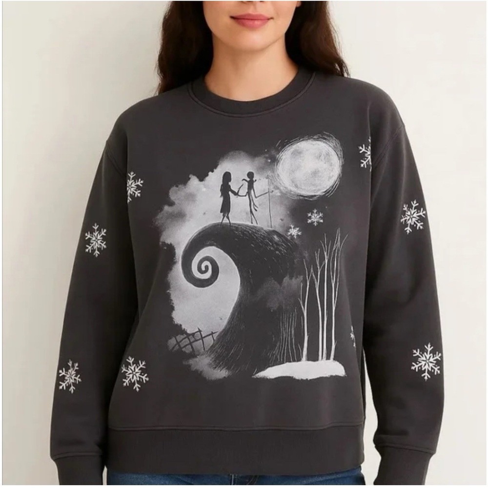 Disney The Nightmare Before Christmas pullover sweatshirt for women Size‎ S